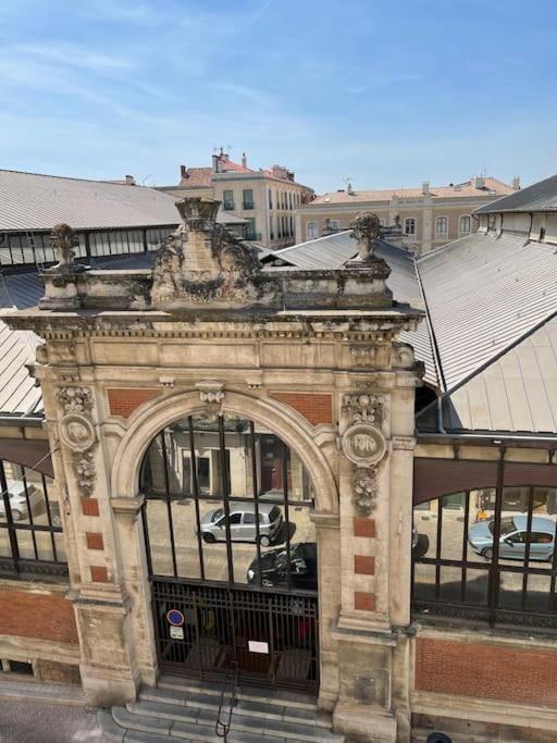Vue Sur La Place Des Halles, Art Apparts Béziers Extérieur photo